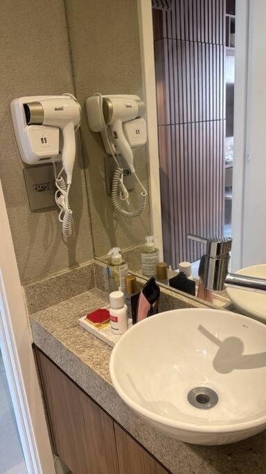 Apartamento Lindo Apto Studio Na R Augusta Para 3 Pessoas, Com Estacionamento! São Paulo