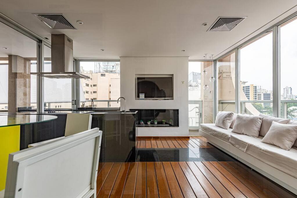 Lindo Apto Studio Na R Augusta Para 3 Pessoas, Com Estacionamento! Apartamento *